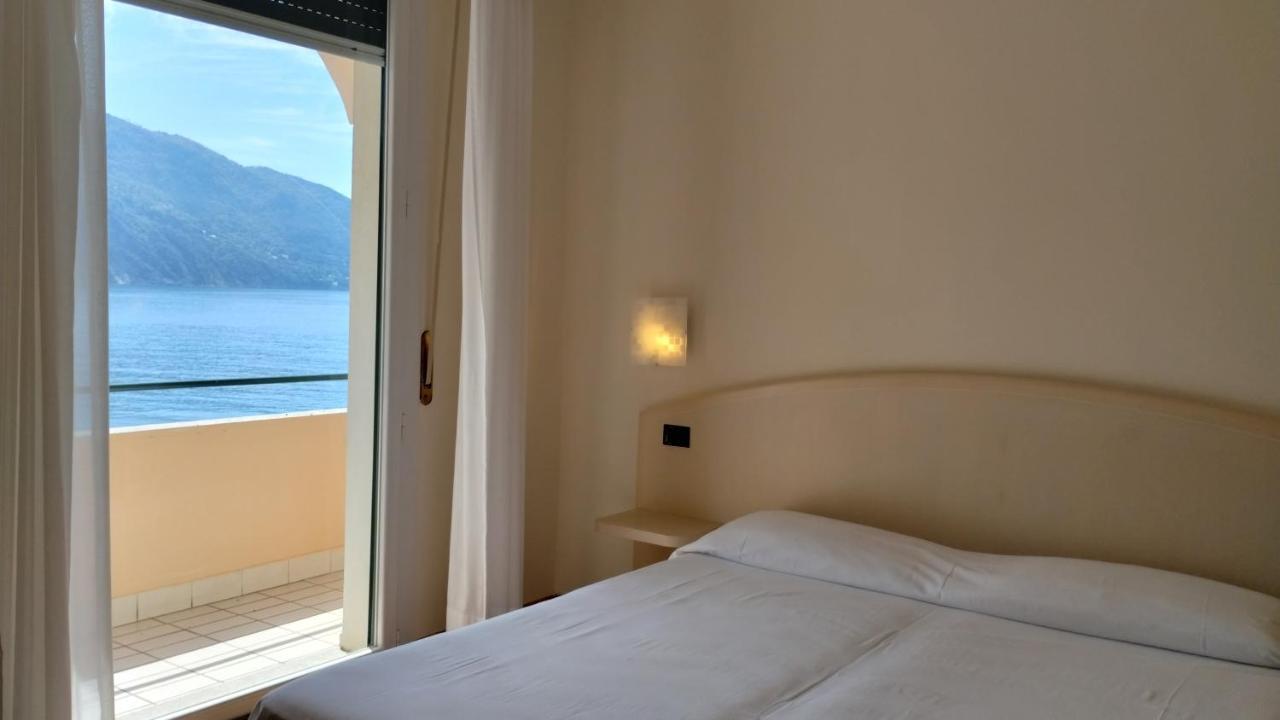 Hotel Elena レッコ エクステリア 写真