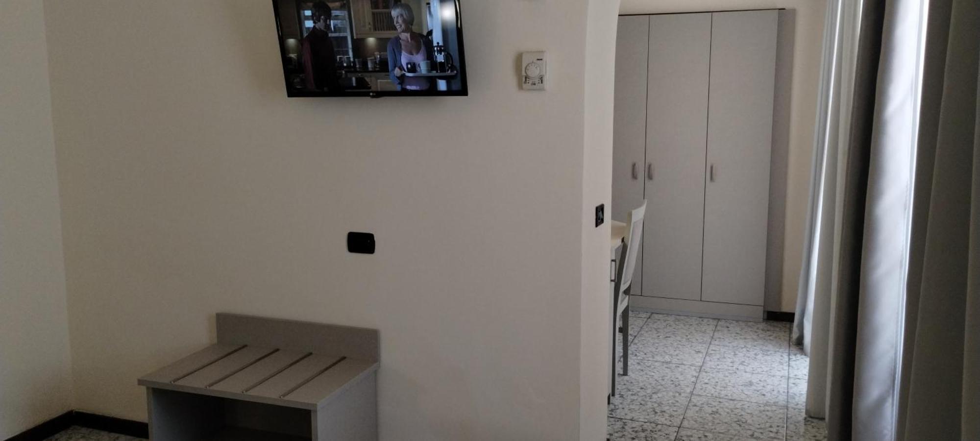 Hotel Elena レッコ エクステリア 写真