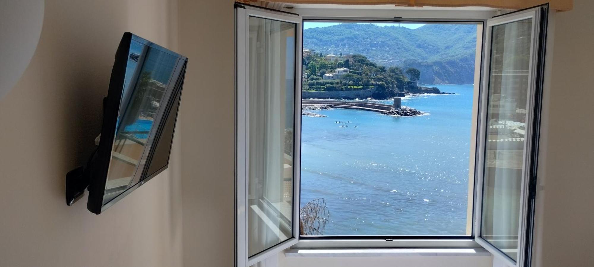 Hotel Elena レッコ エクステリア 写真