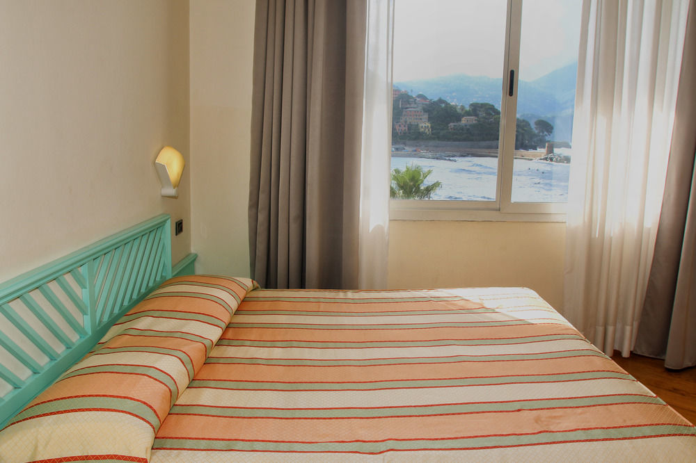 Hotel Elena レッコ エクステリア 写真